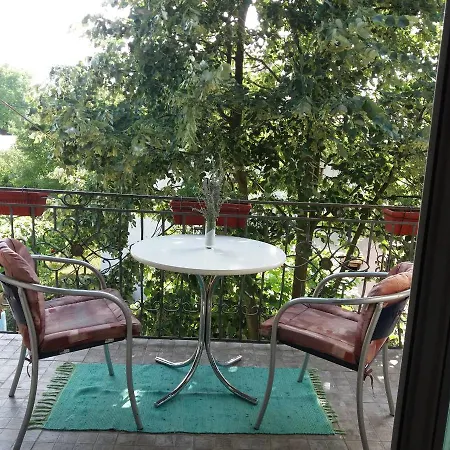 Apartman Haranes Bed & Breakfast *